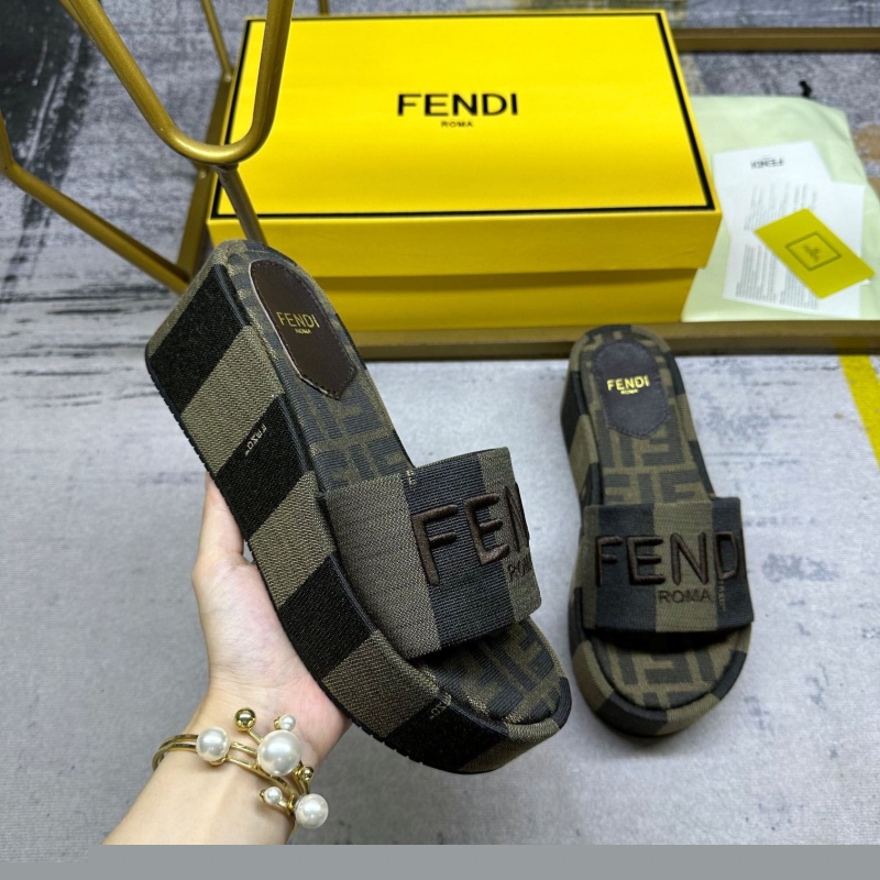 F**di slippers